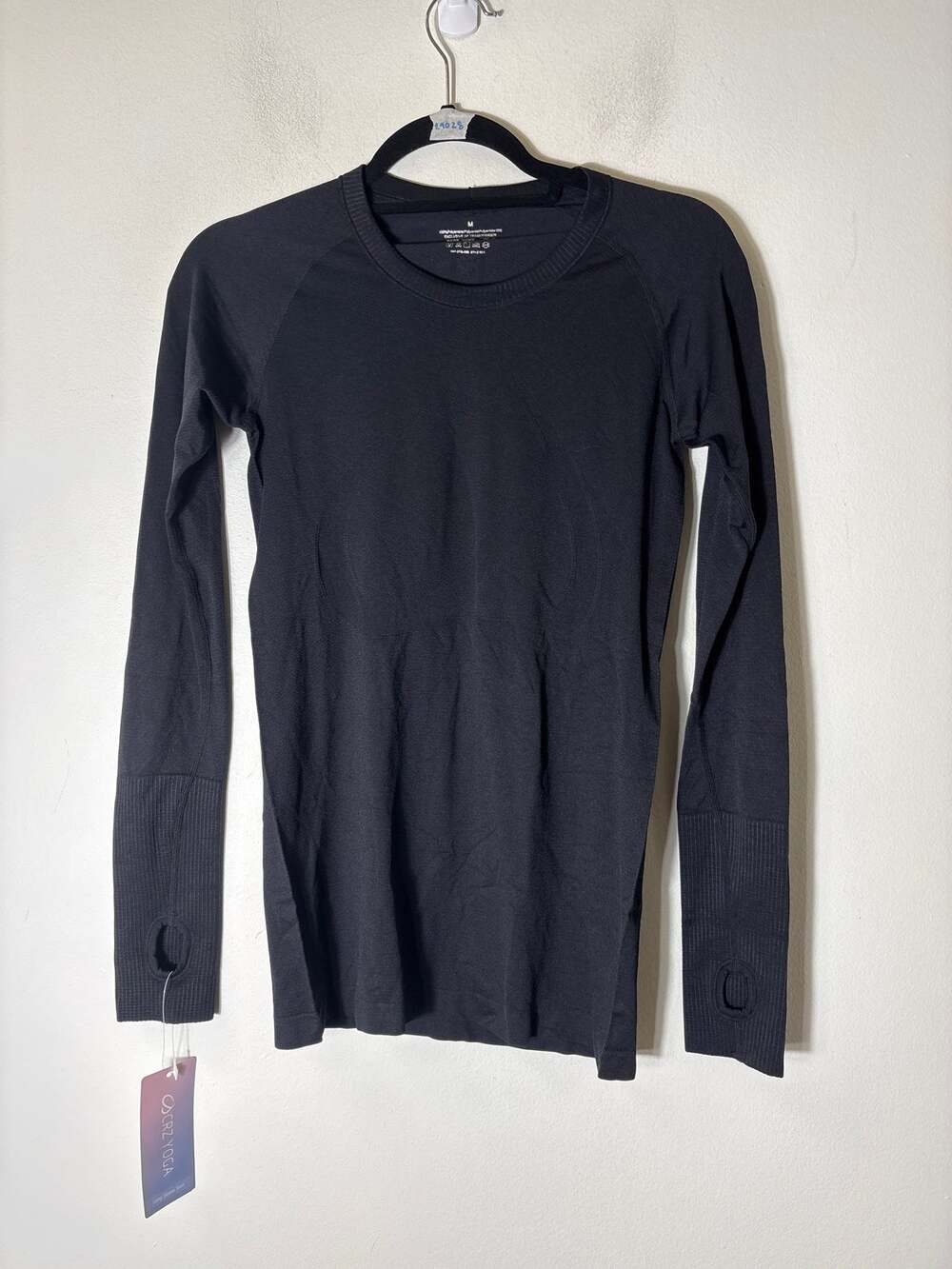 NWT CRZ Yoga Long Sleeve Athletic Shirt Sz M
